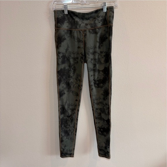 Athleta Pants - Athleta Marble Tie Dye High Rise Leggings Womens Small Green Yoga Gym activewear